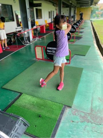 Jane’s cheerful golf - 
