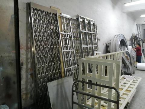 巨鼎金屬工程 - 