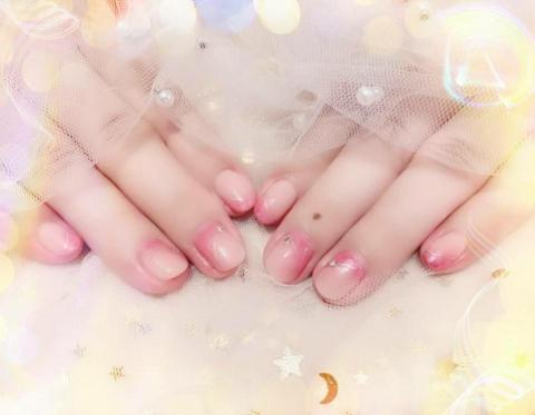 花漾美學專業美甲美睫紋繡 - 手部凝膠