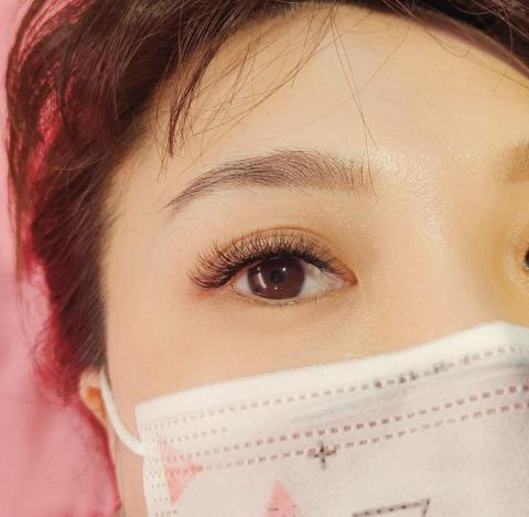 花漾美學專業美甲美睫紋繡 - 自然美睫