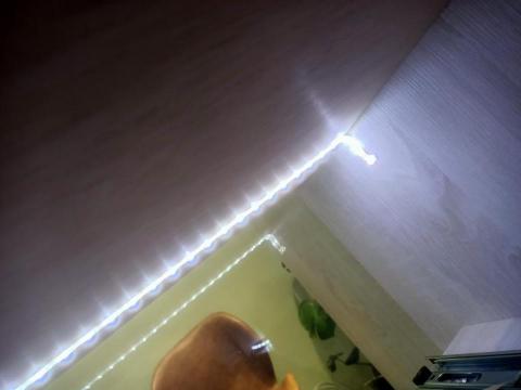 小張水電 - 櫃檯條燈施作
 小張水電 - 櫃檯條燈施作