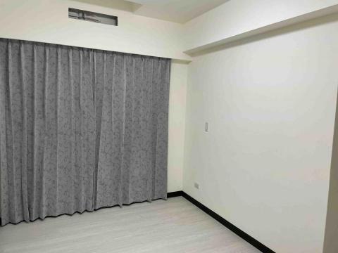 富築室內設計 地板/壁紙/窗簾 - 
