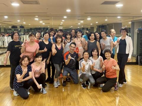 跟著Remy老師動姿動 - 晶華酒店教學班 跟著Remy老師動姿動 - 晶華酒店教學班