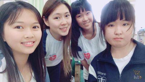 Wendy make up彩妝工作室 - 穿外套的女孩是我高中時期