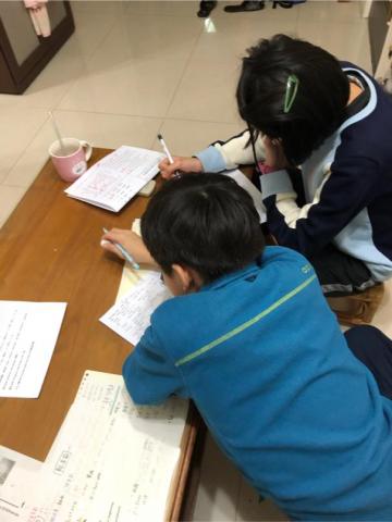 陳宜謙 - 國小英文教學過程
讓0基礎小朋友不排斥學習英文