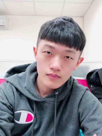 提供高爾夫陪打服務的專家Jason個人工作室