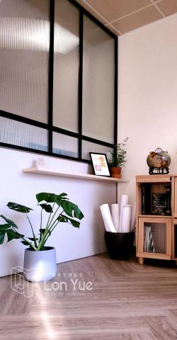 隆禹空間設計 - 長虹玻璃的隔屏。