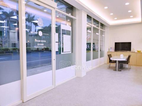 隆禹空間設計 - 寬廣的接待區