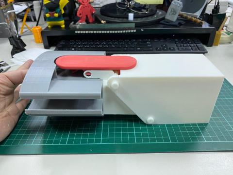 Eason  - 機械結構3D繪圖設計列印驗證