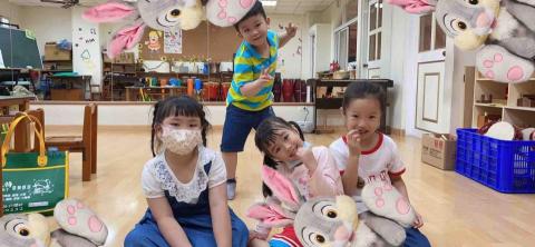 馬老師「鋼琴/小提琴」家教 - 幼兒園小朋友～
團體班教學，是一班喜歡表演的孩子們