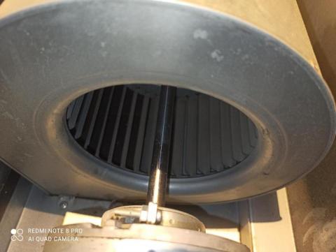 黃偉 - 吊隱式風鼓清洗