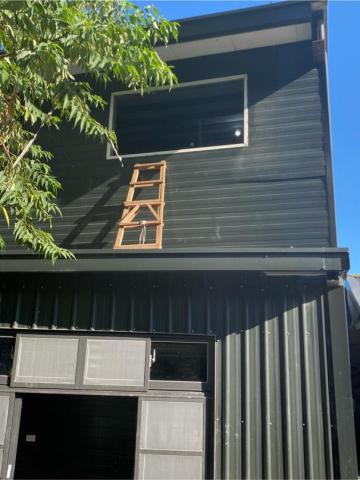 佑泰工程行 - 壁板牆面開大窗