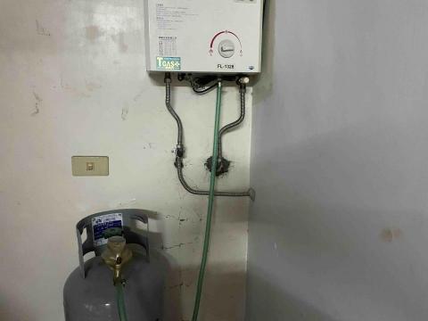 家庭水電 - 改明管熱水管路

