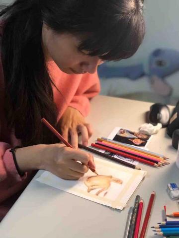 敏每 -  指導成人寫實人像色鉛筆