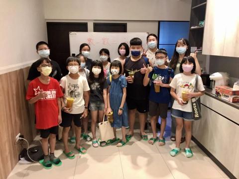 許加霓 - 家教班學生合影（小五＋國一）2021.08.28