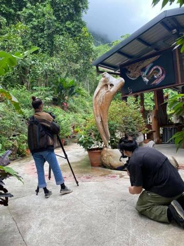 Oneshot Studio｜一鎗影像 - 拍攝達基力文化公司商業廣告片。