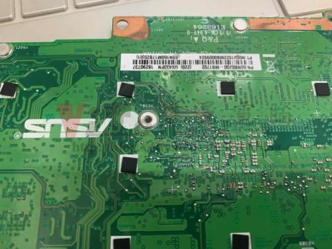 維多電腦有限公司 - 筆電進水，清潔與斷線修補