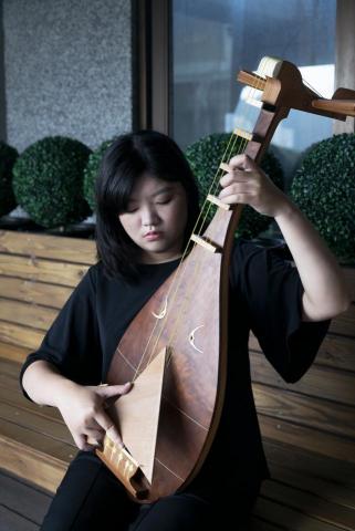 李邦儀 - 日本薩摩琵琶演奏