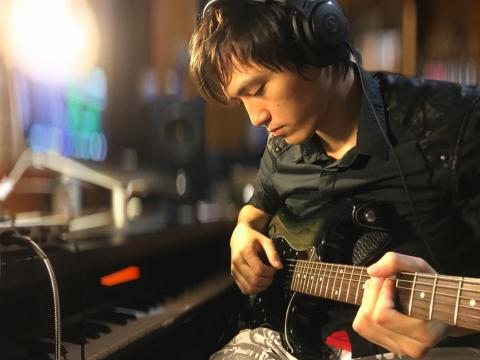 邁向專業的現代流行音樂課（編曲、歌唱、其他音樂製作教學） - 