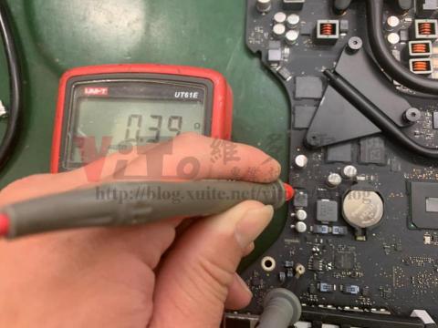 維多電腦有限公司 - iMac無法開機，主機板供電異常查修