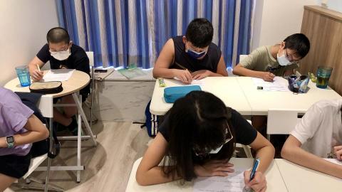 許加霓 - 課堂小考