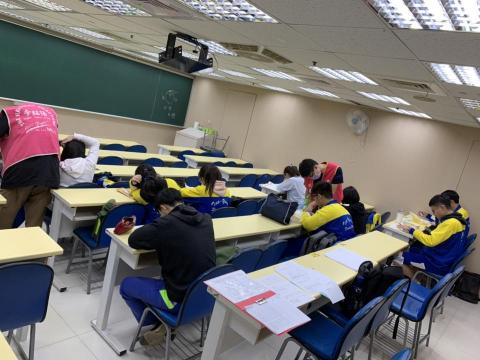 Stephen 數學家教 - 這是在補習班的解題經驗～