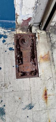 御梓裝潢工程行 - 待修