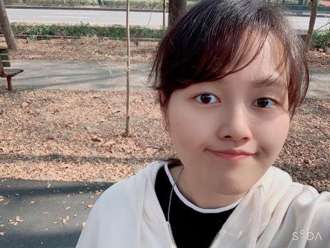 提供101指考化學服務的專家鄒瑜