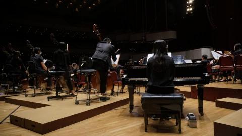 張韶柔 - 樂團鋼琴協演