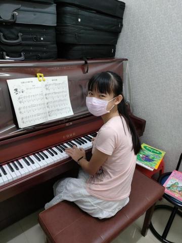 黃雅琪 - 我樂於練琴