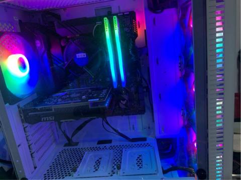 OmaR工作室 - 簡潔的整線 增加通風~ OmaR工作室 - 簡潔的整線 增加通風~