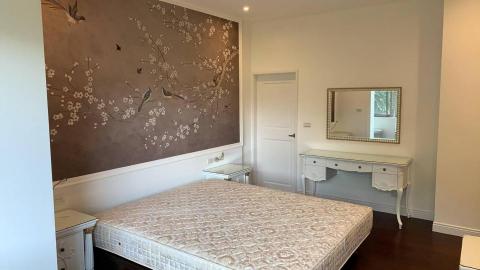 鴻屋室內各項裝潢工程 - 室內壁紙，油漆木工工程