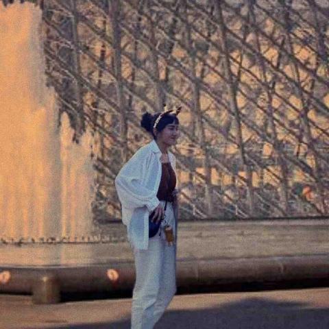 提供孫盛希服務的專家翁韶希