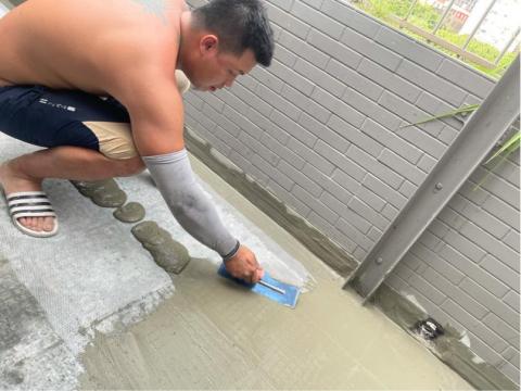 防水小偉 - 貼網子