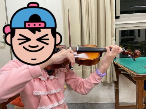 許珮甄 - 注重學生基本姿勢