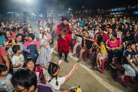 飛長創意整合行銷有限公司 - 2019全民萬歲紙風車活動