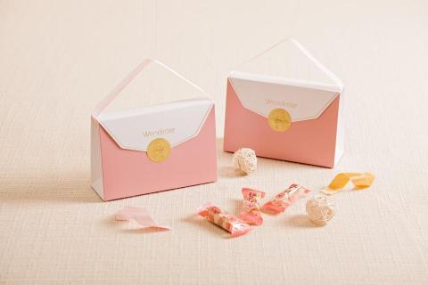 戰宇顧問工作室 - 禮盒設計及實體拍攝