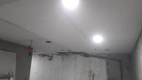 師傅泥作師傅*磁磚師傅*輕隔間師傅*天花板師傅*結構補強 - 