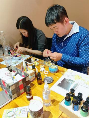 九隻貓工作室/鈎針教學/香氛蠟燭/塔羅占卜 - 