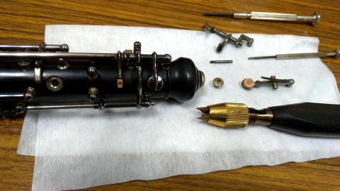 張雅翔 - 提供樂器維修諮詢