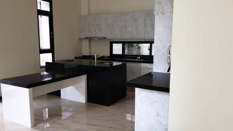 三元素室內裝修工程有限公司 - 中島與餐桌 矽鋼石檯面 三元素室內裝修工程有限公司 - 中島與餐桌 矽鋼石檯面