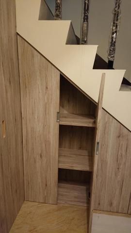 三元素室內裝修工程有限公司 - 樓梯下收納 三元素室內裝修工程有限公司 - 樓梯下收納