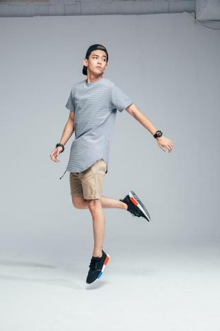 傑大數碼企業社/許誌原 - 網拍服飾 / 活動攝影紀錄 / 靜態商品拍攝