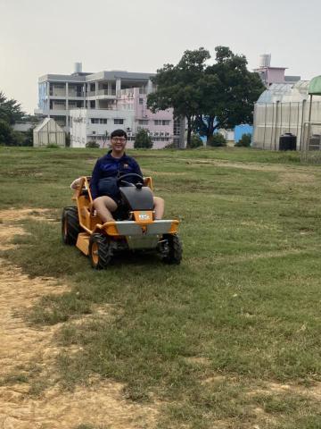 張譯 - 各式機具、農機具操作