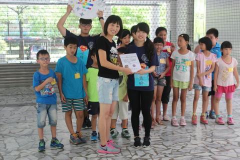 林郁倫 - 大學時期帶過國小營隊