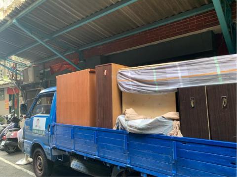 昱信搬家物流貨運 - 
