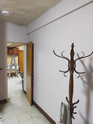 紀凱騰 - 壁紙完成後的主臥室