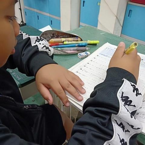 家教老師劉冠佑 - 