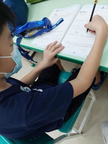 家教老師劉冠佑 - 