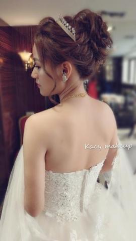 新秘kacy - 白紗進場（氣質皇冠造型）